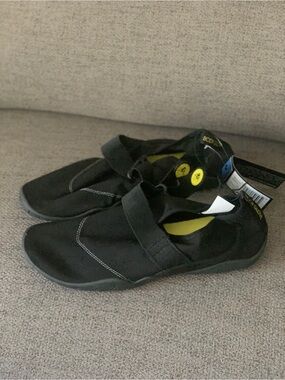 Body Glove Aqua Sock Water Shoes Men’s Sz 12 New